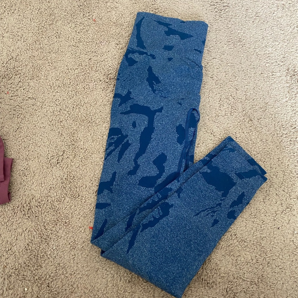 Camo leggings